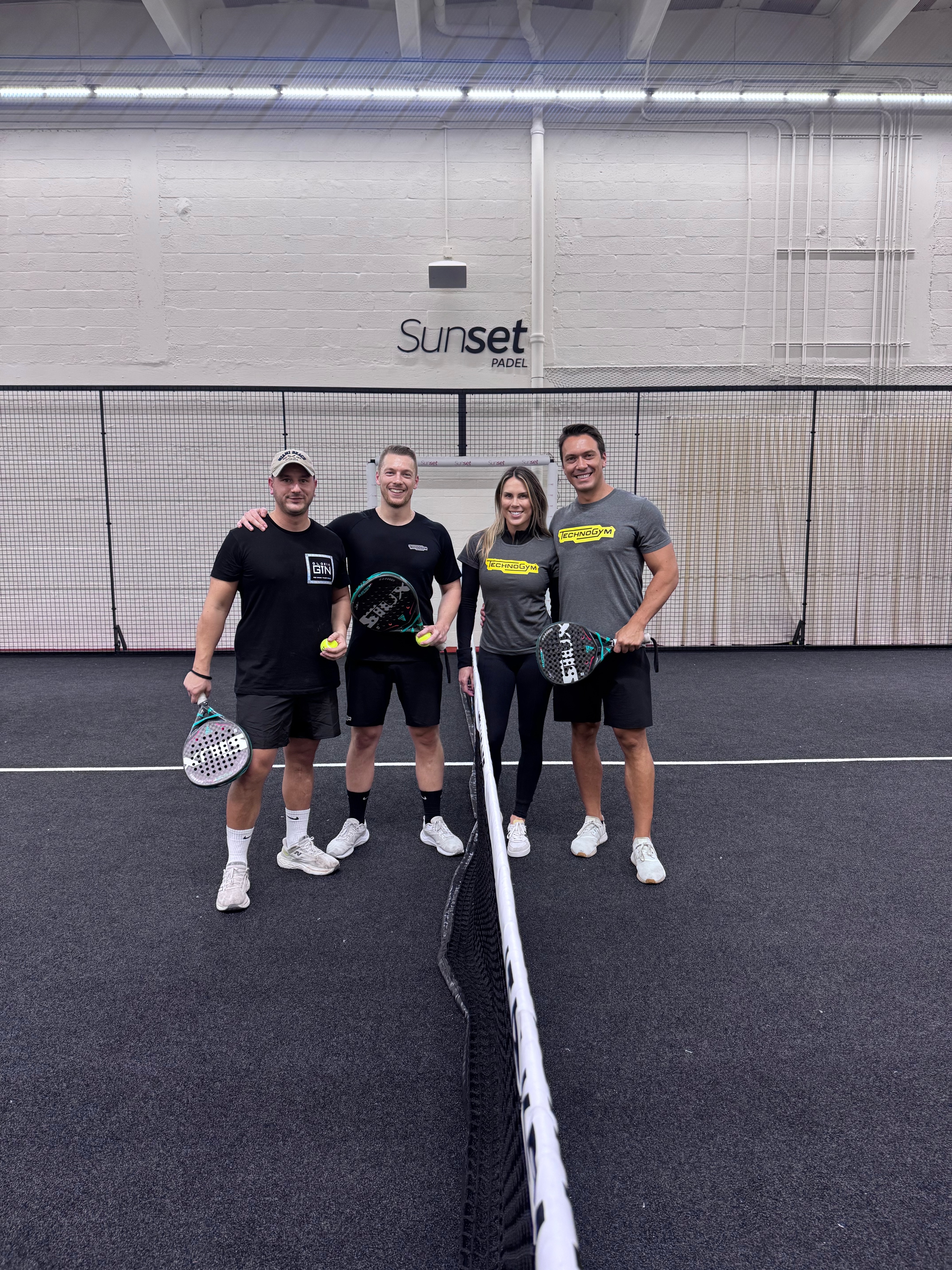 A game of padel with friends